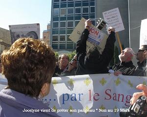 2012 03 10 NIMES MANIF CONTRE COLLOQUE DU FLN (169) PAR GM